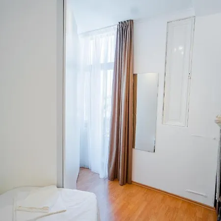 Apartment Prime Location With Breathtaking Architectural Views