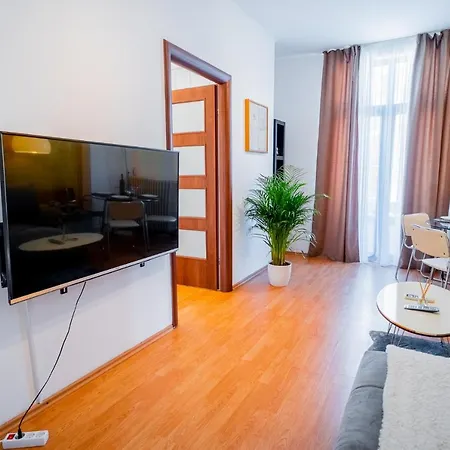 Apartment Prime Location With Breathtaking Architectural Views