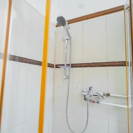 Prime Location With Breathtaking Architectural Views Apartment *
