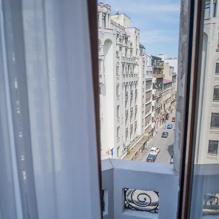 Prime Location With Breathtaking Architectural Views * Bucharest