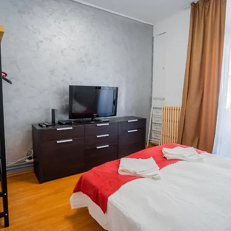 Apartment Prime Location With Breathtaking Architectural Views Bukarest