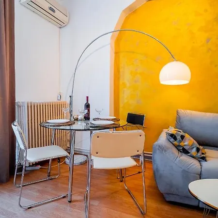 Apartment Prime Location With Breathtaking Architectural Views *