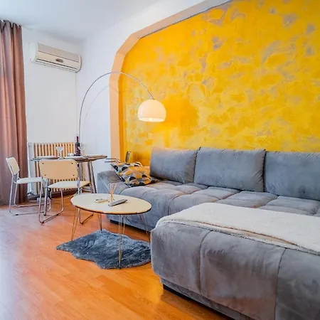 Prime Location With Breathtaking Architectural Views Bukarest
